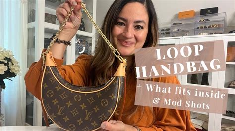 fendi loop bag